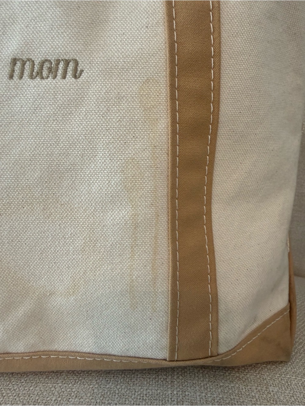 L.L. Bean Boat and Tote - Picture 4 of 11